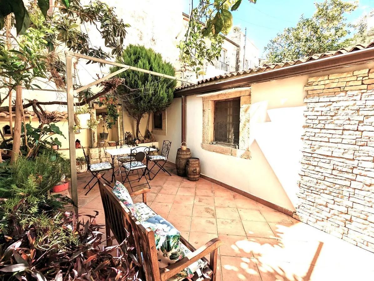 La Casa Delle Fate Lejlighed Syracuse 0*,  Italien